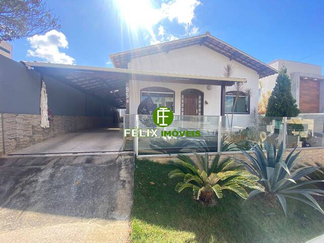 #155 - Casa Condomínio para Locação em Vespasiano - MG